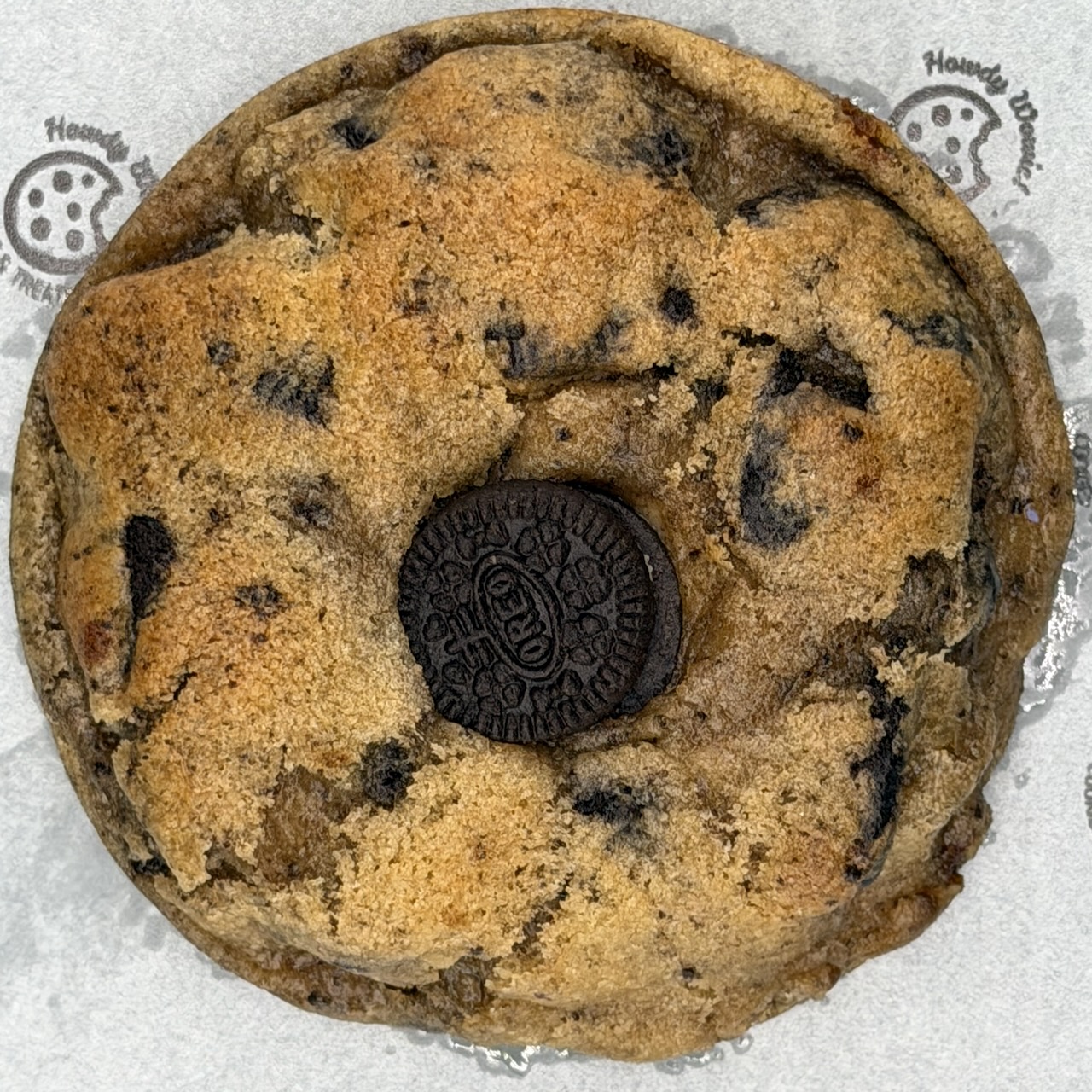 Cookies and Cream cookie